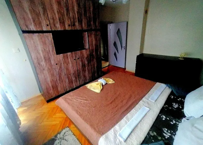 Διαμέρισμα Centre Suits Bŭnzarito